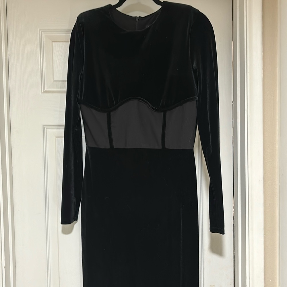 BLACK HALO GULLIANA LONG-SLEEVE COLORBLOCK MAXI DRESS